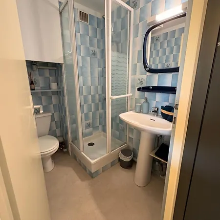 Le Petit Grazel 아파트 그륏상